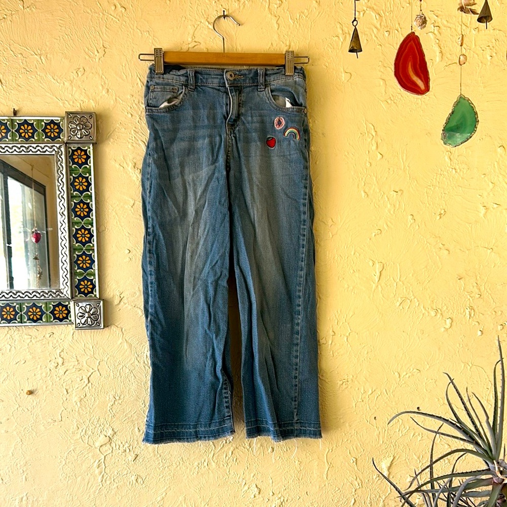 Arizona Jeans Embroidered 🍓 size 12 Reg